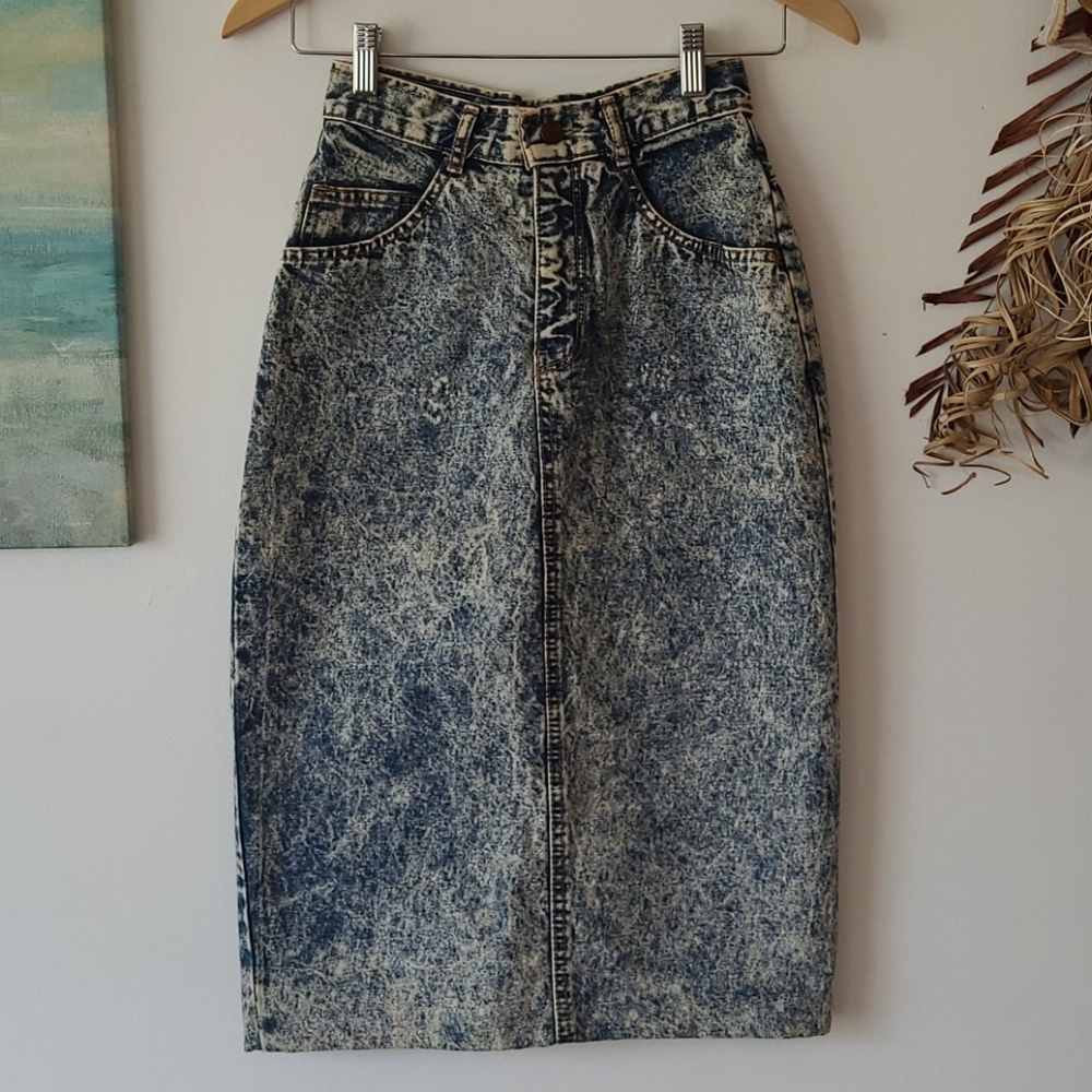 Denim midi skirt